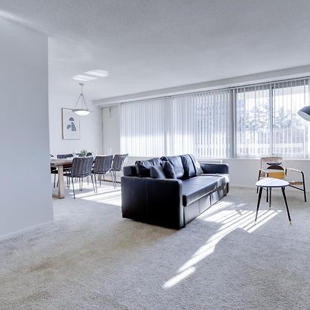 Spacious 2 Bedrooms Apt @Crystal City With Gym อาร์ลิงตัน ภายนอก รูปภาพ