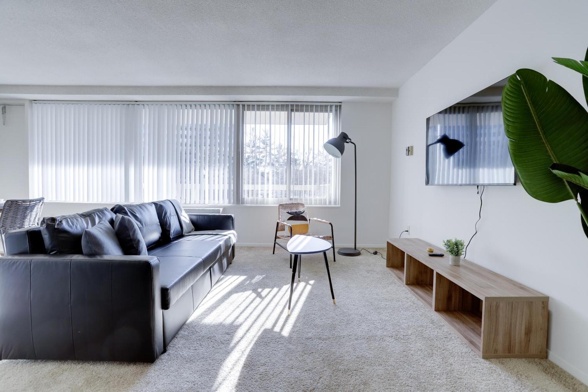 Spacious 2 Bedrooms Apt @Crystal City With Gym อาร์ลิงตัน ภายนอก รูปภาพ